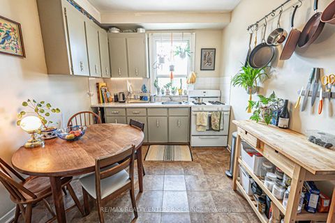 Photo 15 at 914 Dovercourt Road, Junction, Toronto