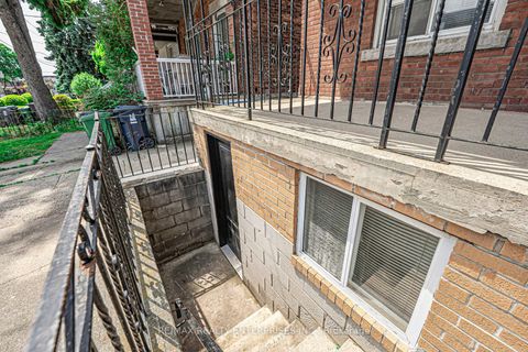 Photo 24 at 914 Dovercourt Road, Junction, Toronto