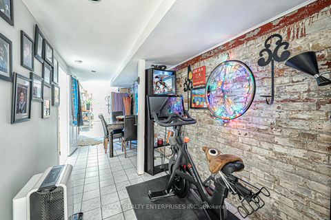 Photo 37 at 914 Dovercourt Road, Junction, Toronto