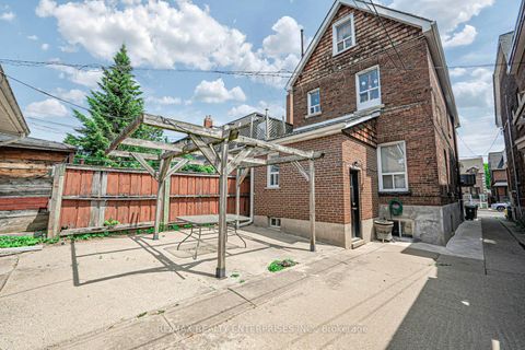 Photo 42 at 914 Dovercourt Road, Junction, Toronto