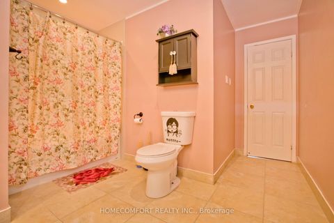 Photo 21 at 658 York Hill Boulevard, Yorkhill, Vaughan