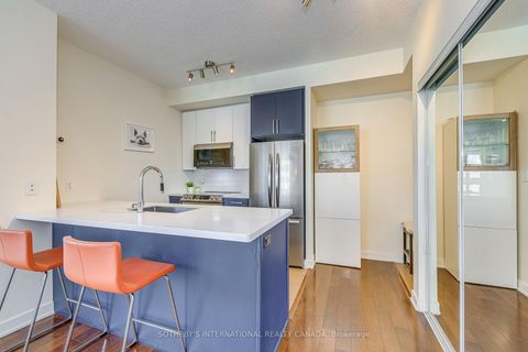 Photo 6 at 1202 - 4070 Confederation Parkway, City Centre, Mississauga