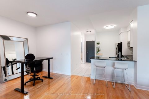 Photo 10 at 102 - 225 Sherway Gardens Road, City Centre West, Toronto