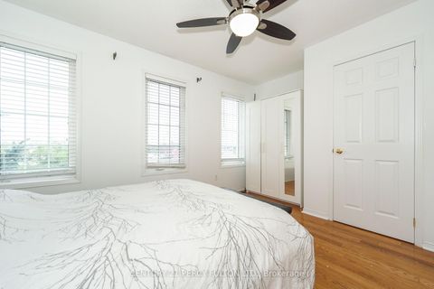 Photo 12 at 119 Torbarrie Road, CFB, Toronto