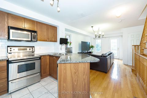 Photo 21 at 119 Torbarrie Road, CFB, Toronto