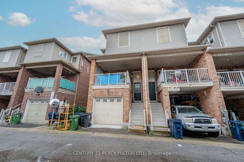 Photo 43 at 119 Torbarrie Road, CFB, Toronto