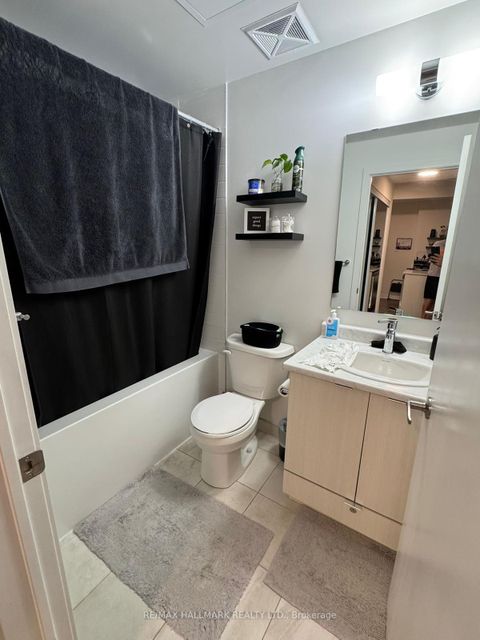 Photo 6 at 111 - 140 Canon Jackson Drive, Greenbrook, Toronto