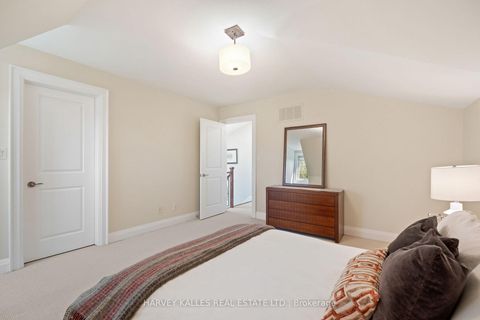 Photo 31 at 487 Spadina Road, Forest Hill South, Toronto