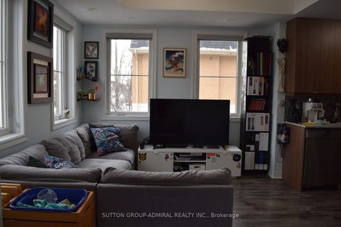 Photo 3 at 213 - 370 Hopewell Avenue, Belgravia, Toronto