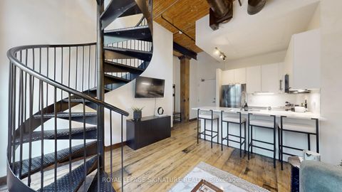 Photo 2 at 206 - 781 King Street W, Niagara, Toronto