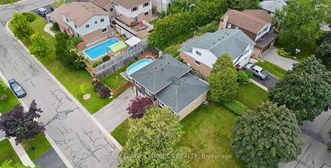 Photo 24 at 856 Sorrento Avenue, McLaughlin, Oshawa
