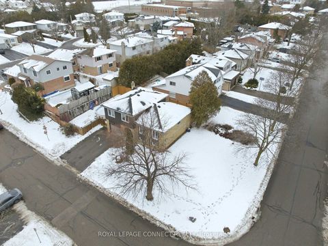 Photo 28 at 856 Sorrento Avenue, McLaughlin, Oshawa