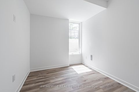 Photo 14 at TH8 - 20 Ed Clark Gardens, Pellam Park, Toronto