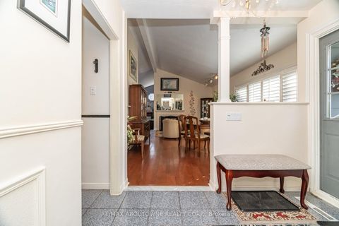 Photo 9 at 70 Germorda Drive, CP College Park, Oakville