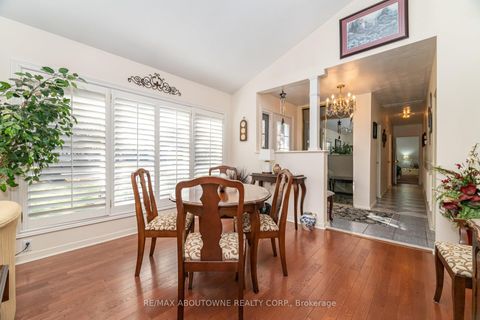 Photo 10 at 70 Germorda Drive, CP College Park, Oakville