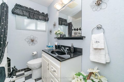 Photo 26 at 70 Germorda Drive, CP College Park, Oakville