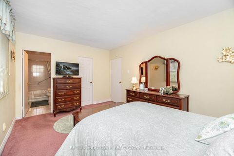 Photo 30 at 70 Germorda Drive, CP College Park, Oakville