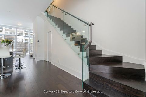 Photo 10 at TH05 - 101 Erskine Avenue, Mount Pleasant West, Toronto