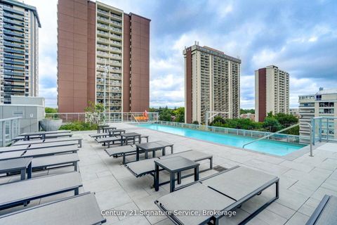 Photo 30 at TH05 - 101 Erskine Avenue, Mount Pleasant West, Toronto