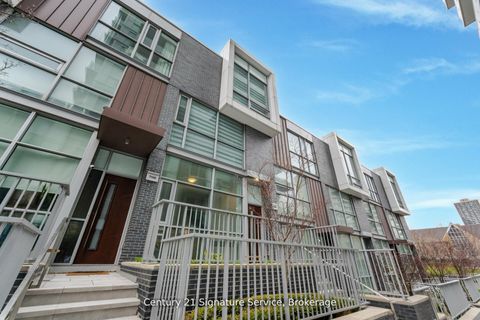 Photo 35 at TH05 - 101 Erskine Avenue, Mount Pleasant West, Toronto