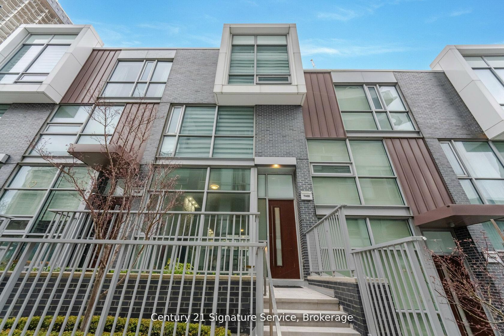 TH05 - 101 Erskine Avenue, Mount Pleasant West, Toronto 