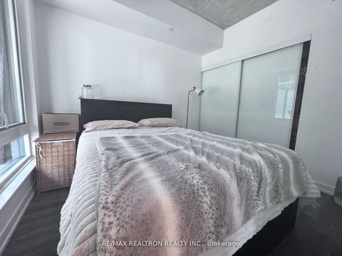 Photo 9 at 207 - 45 Baseball Place E, South Riverdale, Toronto