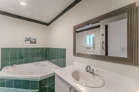 Photo 9 at 44 Cardinal Street, Cundles East, Barrie