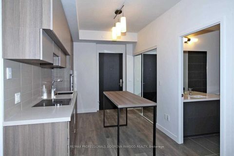 Photo 16 at 4103 - 8 Eglinton Avenue E, Mount Pleasant West, Toronto