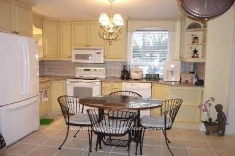 Photo 2 at 8 Hillside Avenue, Concord, Vaughan