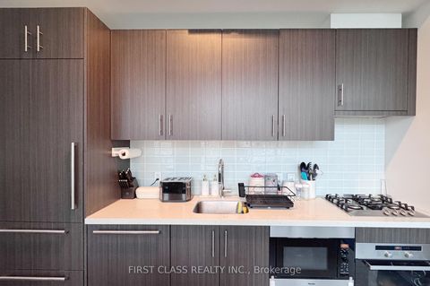 Photo 4 at 403 - 39 Queens Quay, Waterfront Communities C8, Toronto