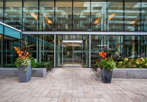 Photo 12 at 403 - 39 Queens Quay, Waterfront Communities C8, Toronto