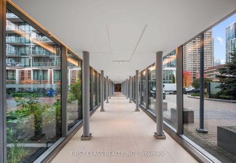 Photo 13 at 403 - 39 Queens Quay, Waterfront Communities C8, Toronto