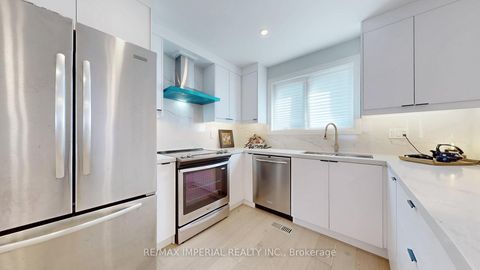 Photo 10 at 9 Lesmount Avenue, East York, Toronto