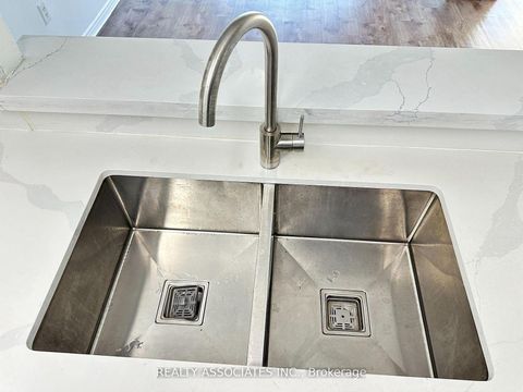 Photo 8 at 734 - 3 Greystone Walk Drive, Kennedy Park, Toronto