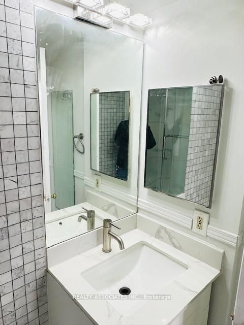 Photo 10 at 734 - 3 Greystone Walk Drive, Kennedy Park, Toronto