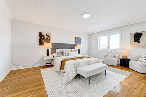 Photo 28 at 61 Romance Drive, Rouge Woods, Richmond Hill