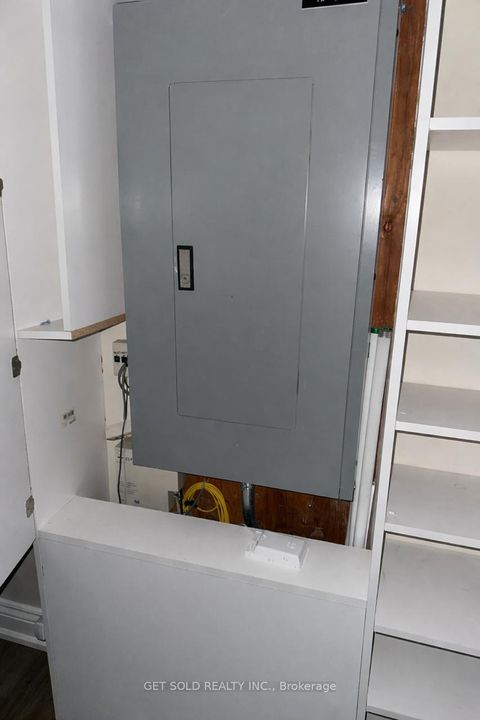 Photo 3 at 355 - 4750 Yonge Street, Westgate, Toronto