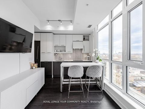 Photo 5 at 1602 - 30 Nelson Street, Waterfront Communities C1, Toronto