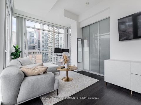 Photo 17 at 1602 - 30 Nelson Street, Waterfront Communities C1, Toronto