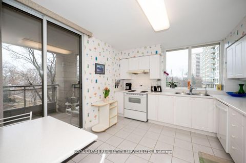 Photo 25 at 308 - 256 Doris Avenue, Willowdale East, Toronto