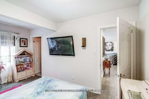 Photo 17 at 768 Grace Street, College Manor, Newmarket