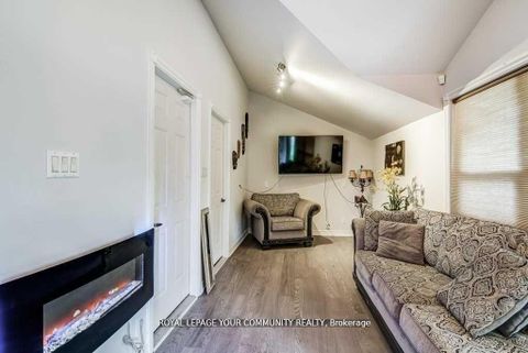 Photo 26 at 768 Grace Street, College Manor, Newmarket