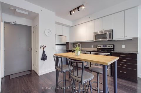 Photo 5 at 306 - 8 Fieldway Road, City Centre West, Toronto
