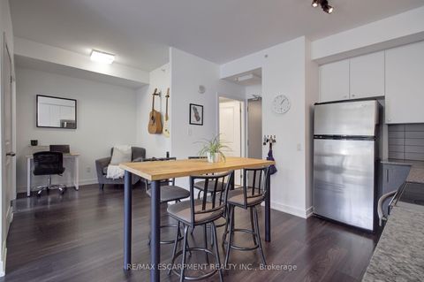 Photo 6 at 306 - 8 Fieldway Road, City Centre West, Toronto