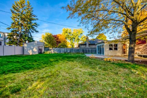 Photo 5 at 281 Savoy Crescent, SW Southwest, Oakville