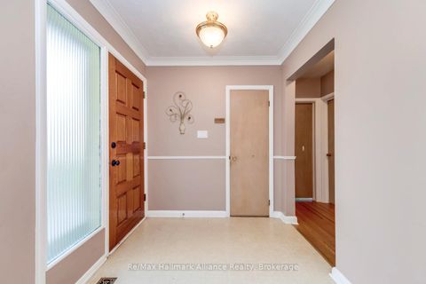 Photo 8 at 281 Savoy Crescent, SW Southwest, Oakville