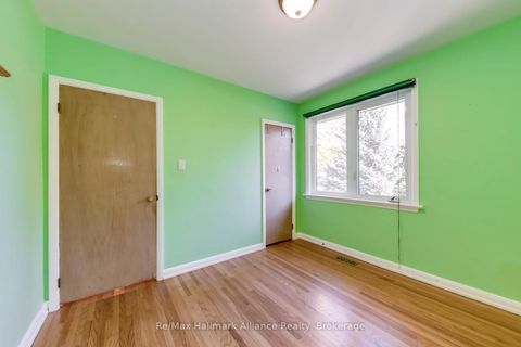 Photo 23 at 281 Savoy Crescent, SW Southwest, Oakville