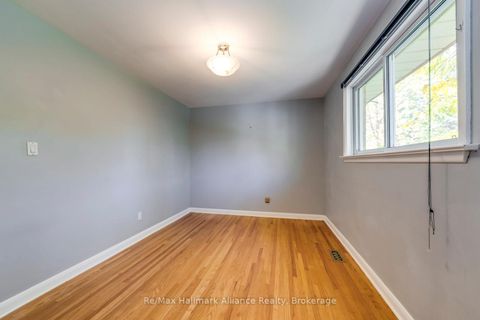 Photo 25 at 281 Savoy Crescent, SW Southwest, Oakville