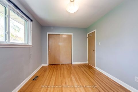 Photo 26 at 281 Savoy Crescent, SW Southwest, Oakville