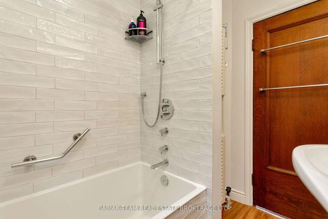 Photo 26 at 16 Palisades, Swansea, Toronto